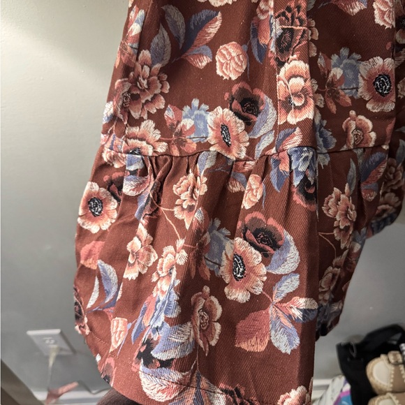 Vintage-Inspired Floral Mini Dress - Picture 8 of 10